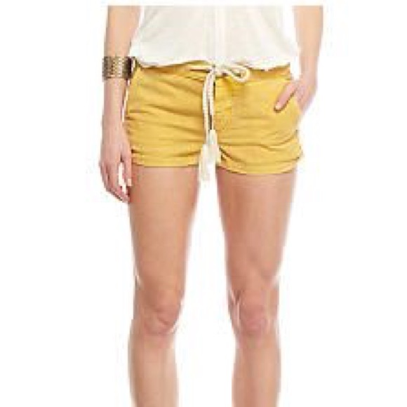 Free People Pants - ✨SOLD✨ NWT Free People Beach Please Linen Shorts